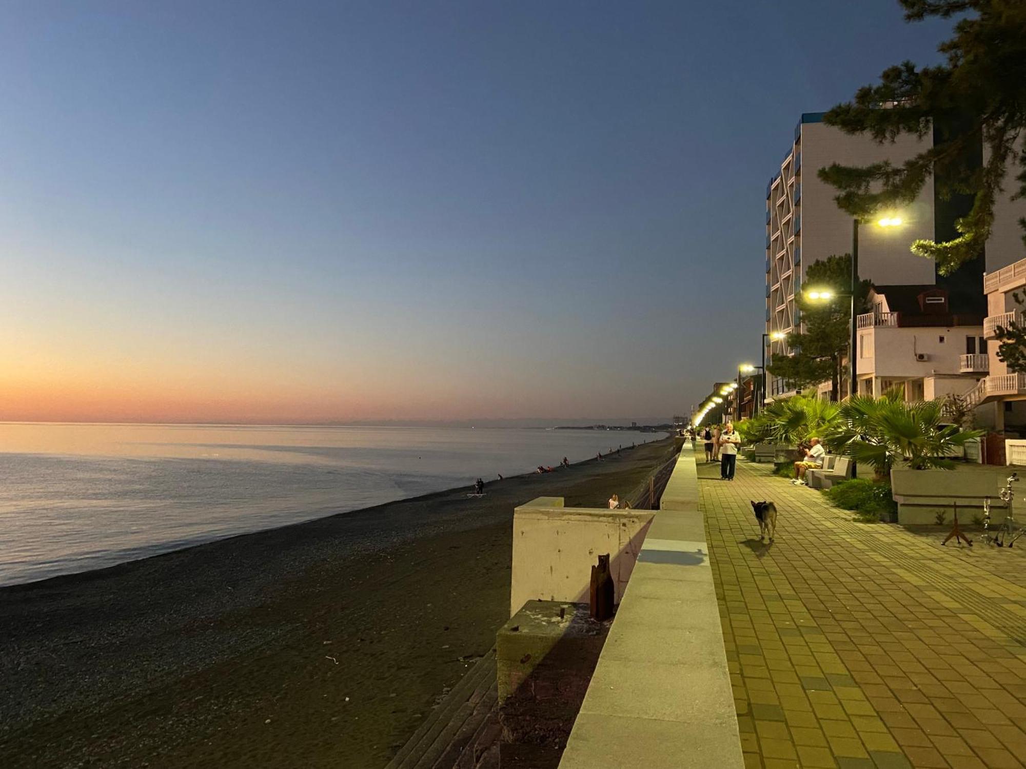 La Vie En Rose Hotel Kobuleti Luaran gambar