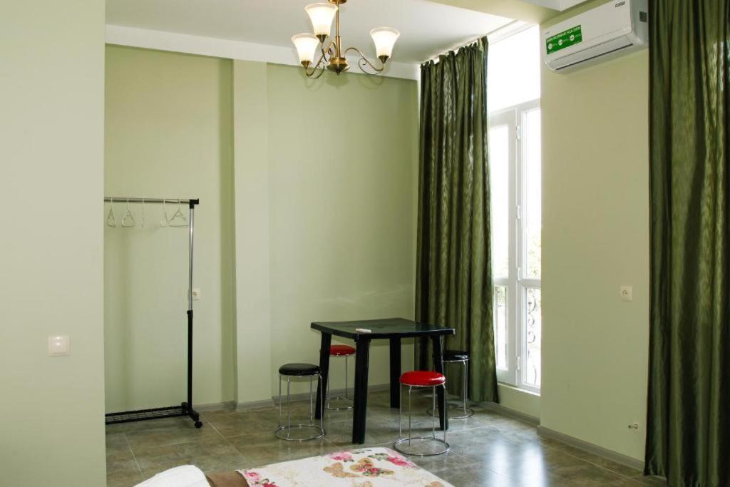 La Vie En Rose Hotel Kobuleti Luaran gambar